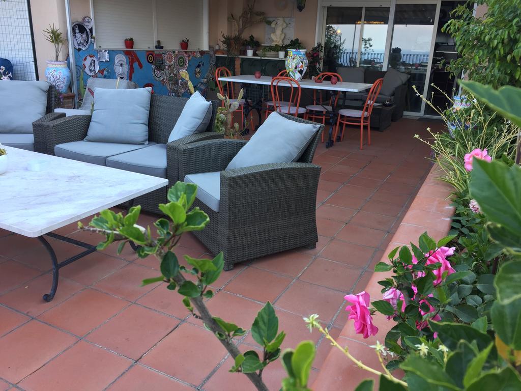 La Terrazza Sul Mare Bed & Breakfast